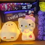 Bond of Friends – Chicken & Kitty Gift Box